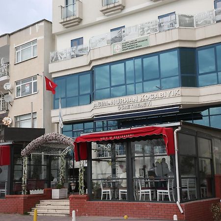 Asim Ve Nurhan Kocabiyik Oegretmenevi İstanbul Dış mekan fotoğraf